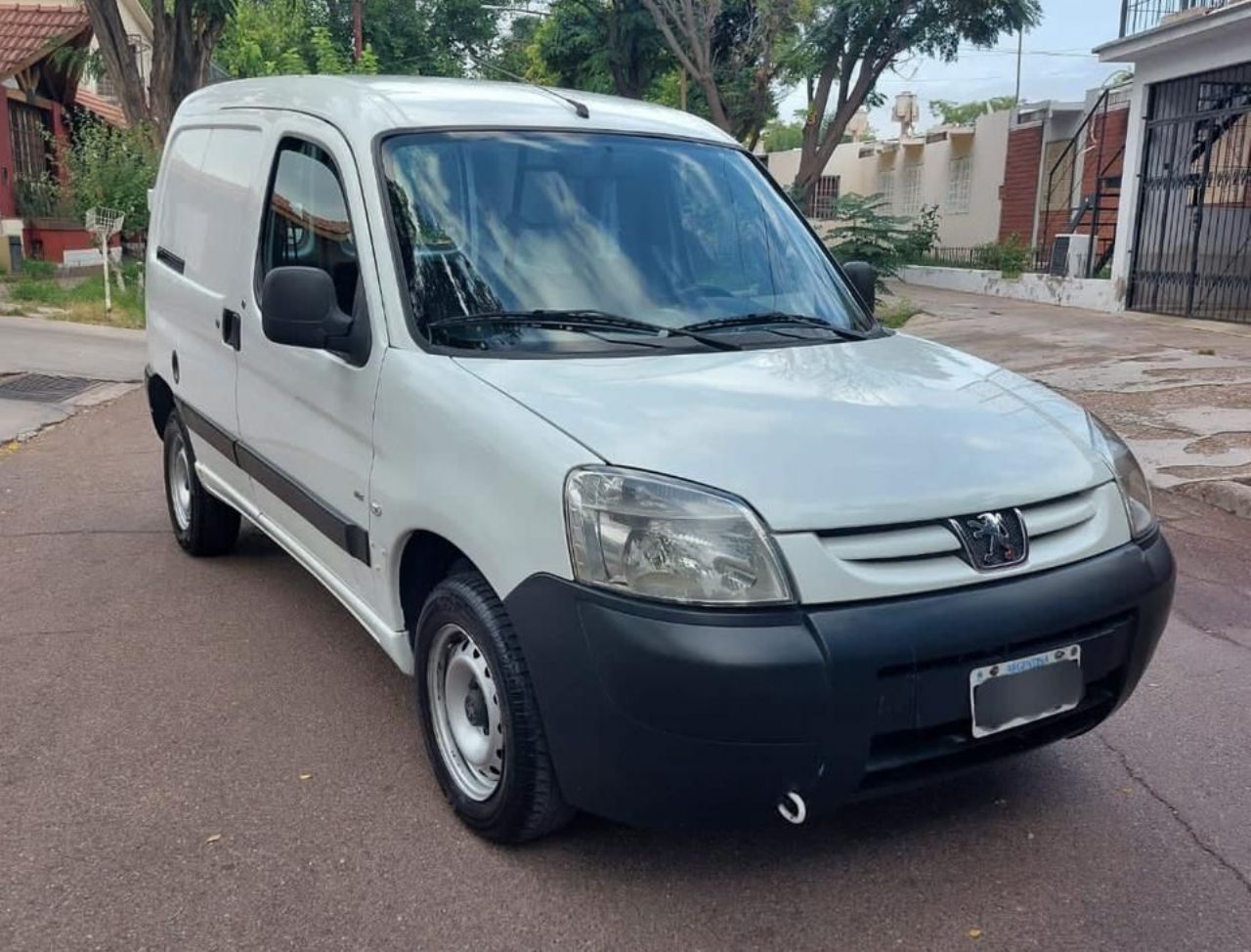 Peugeot Partner Usada Financiado en Mendoza, deRuedas
