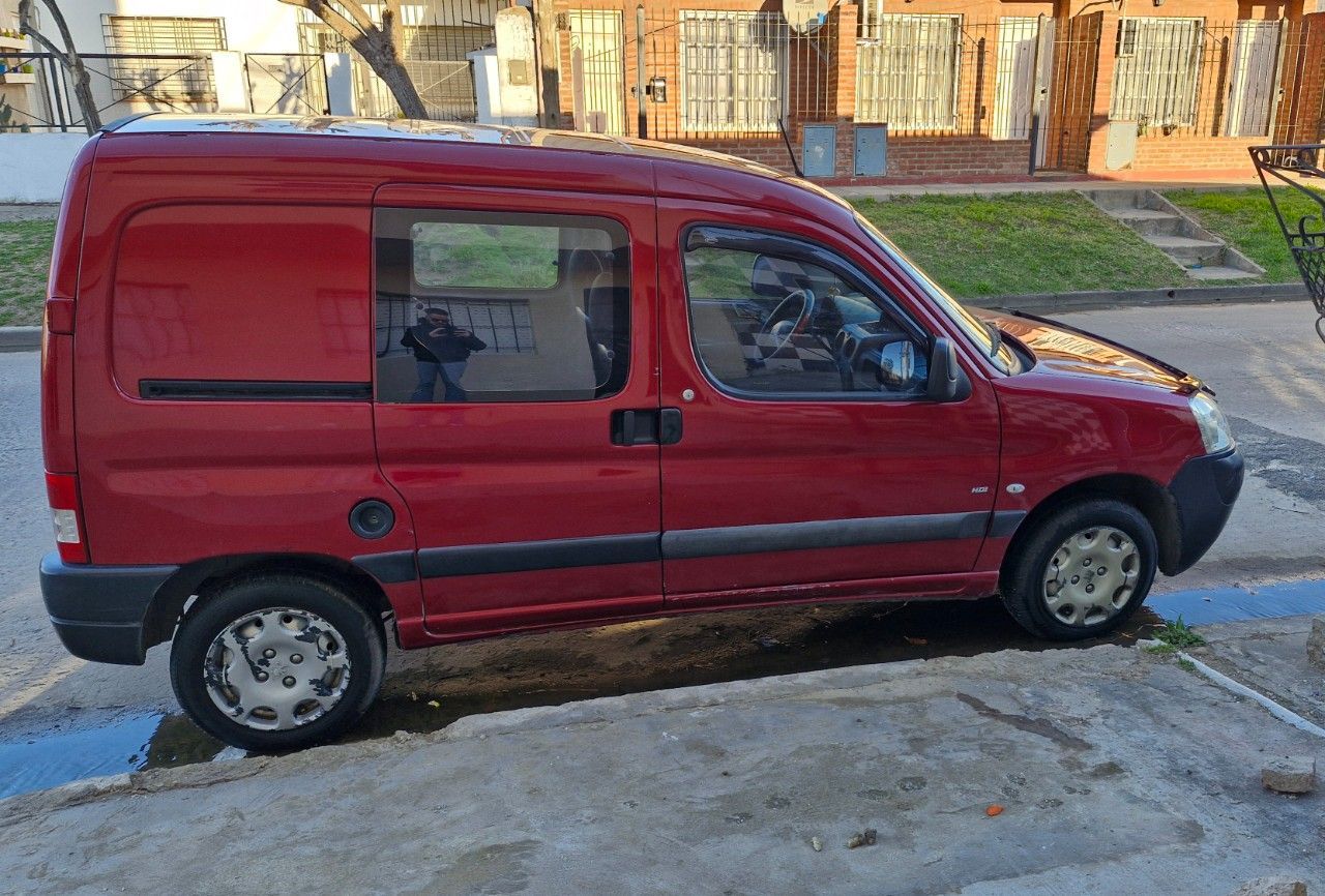 Peugeot Partner Usada en Buenos Aires, deRuedas