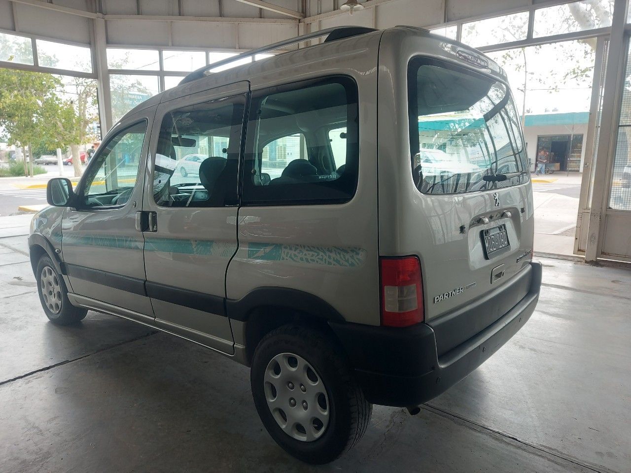 Peugeot Partner Usada en Mendoza, deRuedas