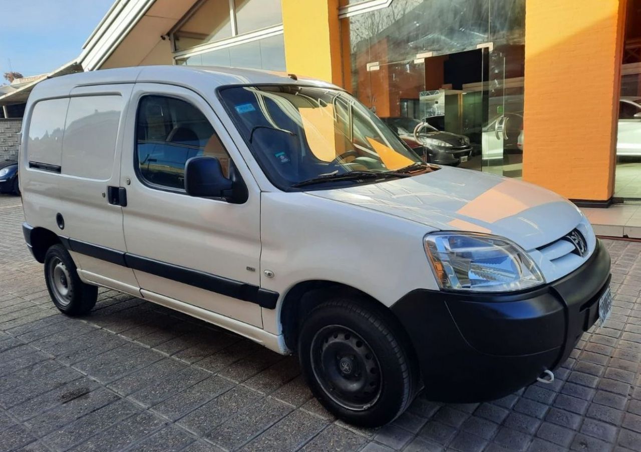 Peugeot Partner Usada en Mendoza, deRuedas