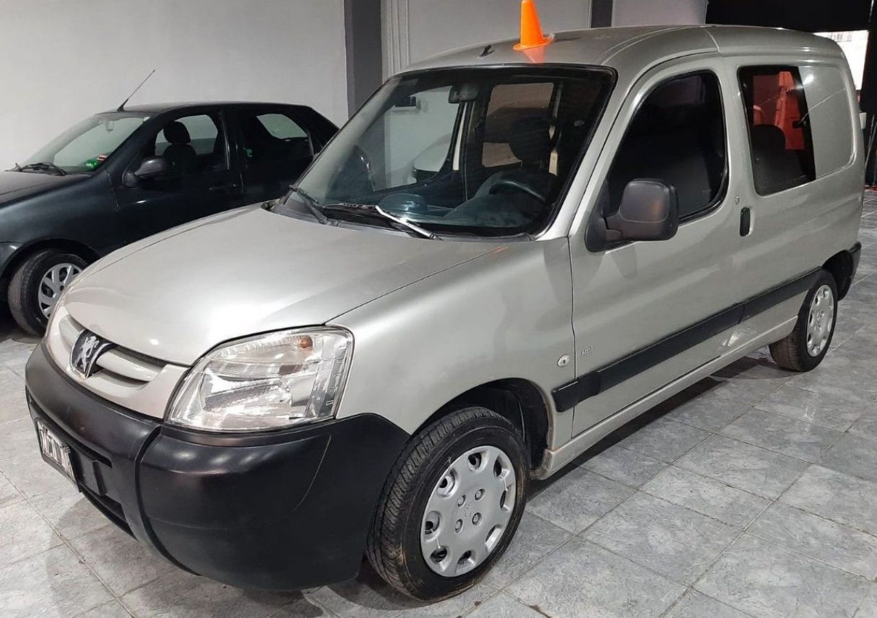 Peugeot Partner Usada en Mendoza, deRuedas