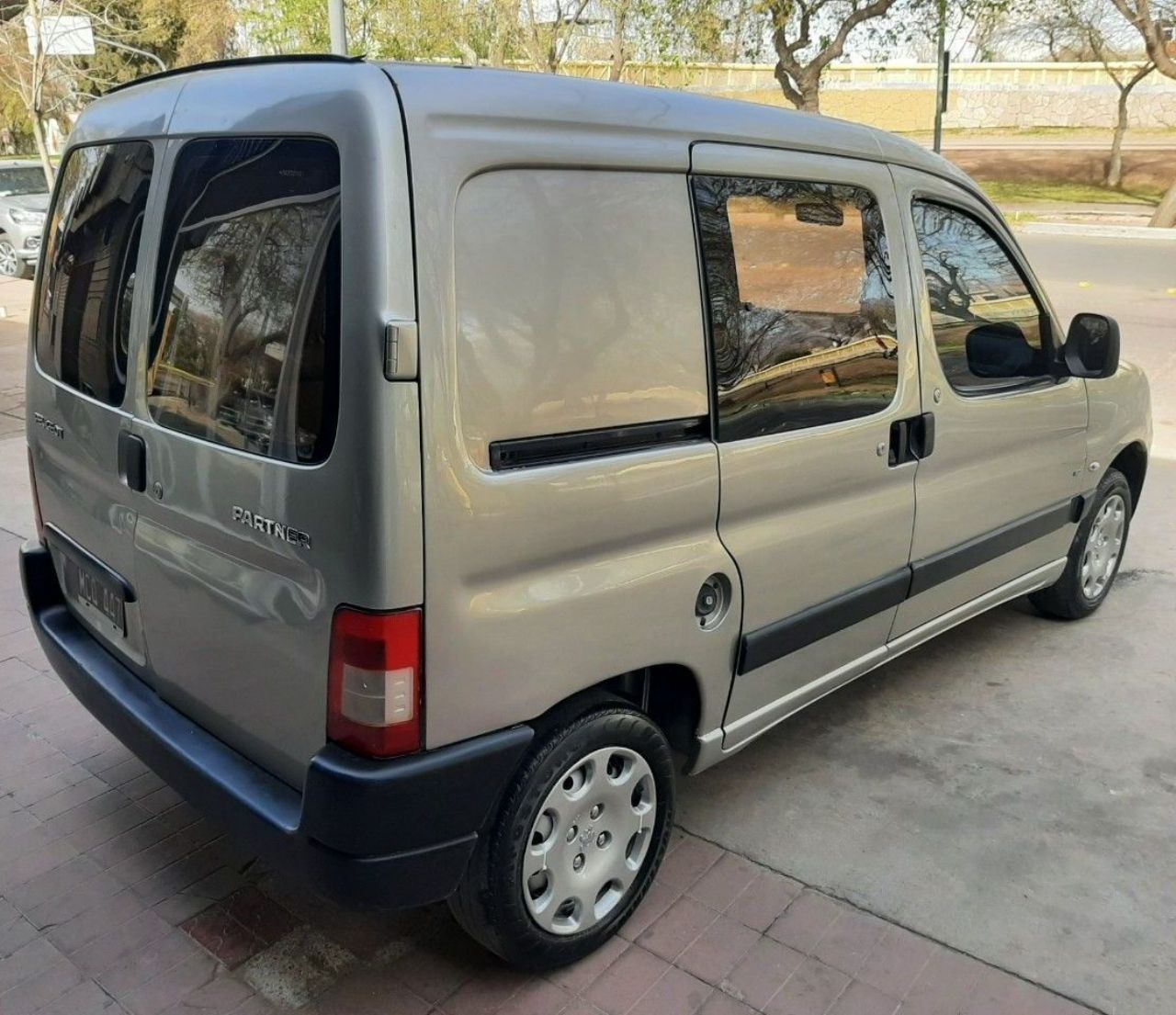 Peugeot Partner Usada en Mendoza, deRuedas