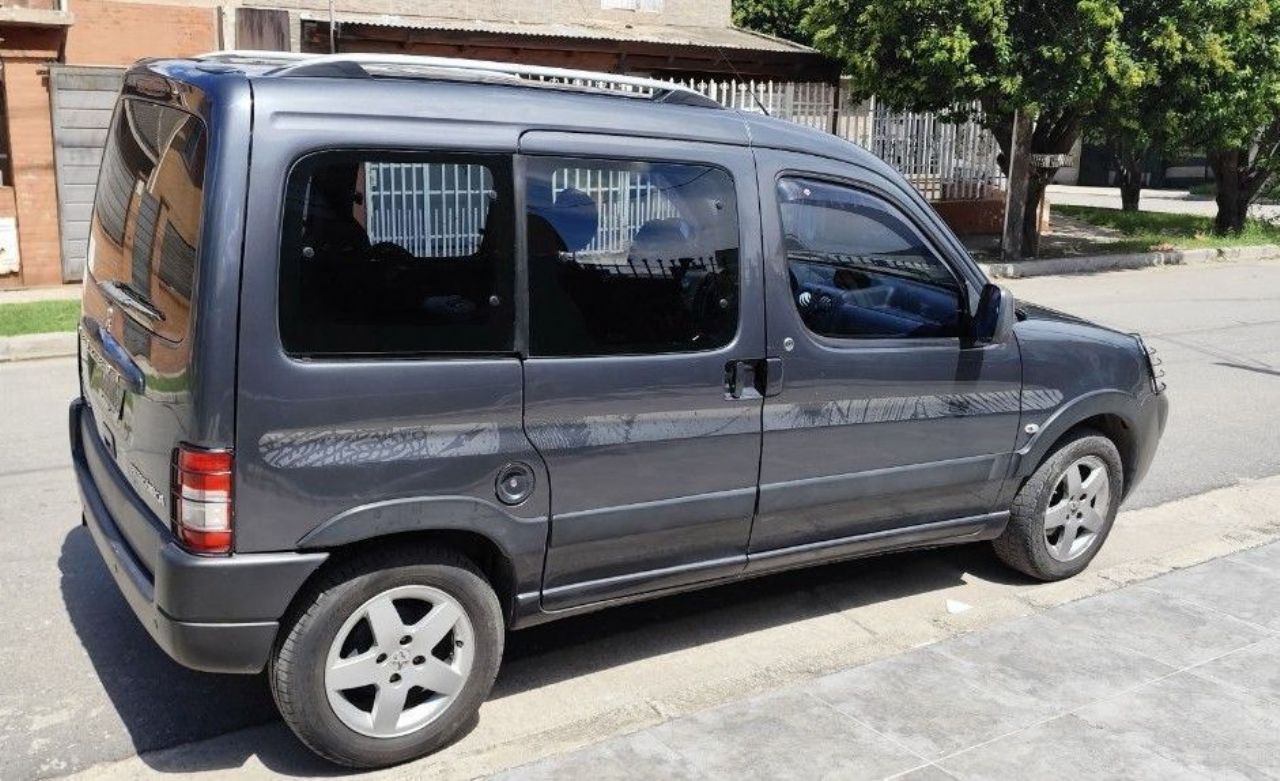 Peugeot Partner Usada en Córdoba, deRuedas