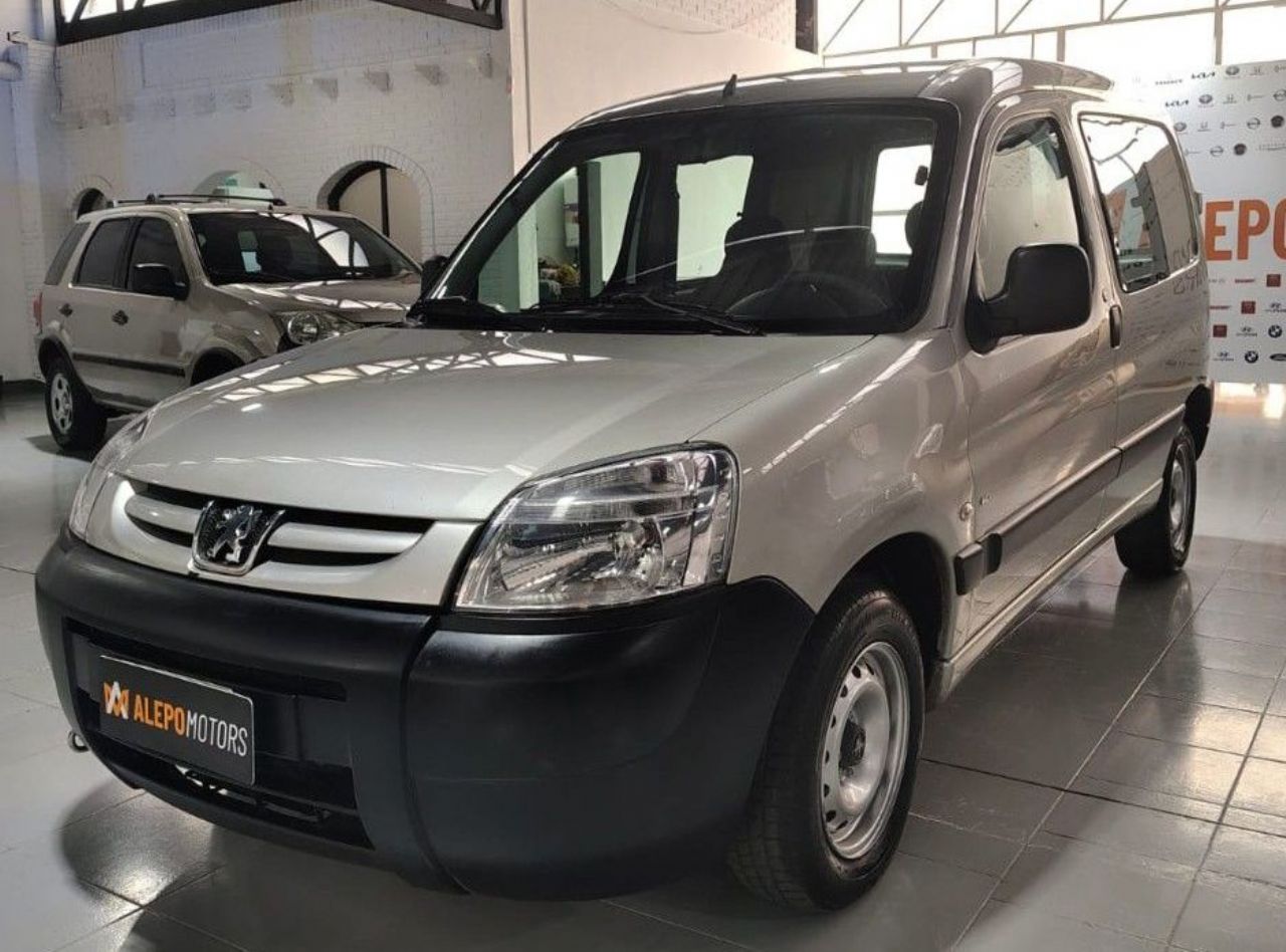 Peugeot Partner Usada en Mendoza, deRuedas