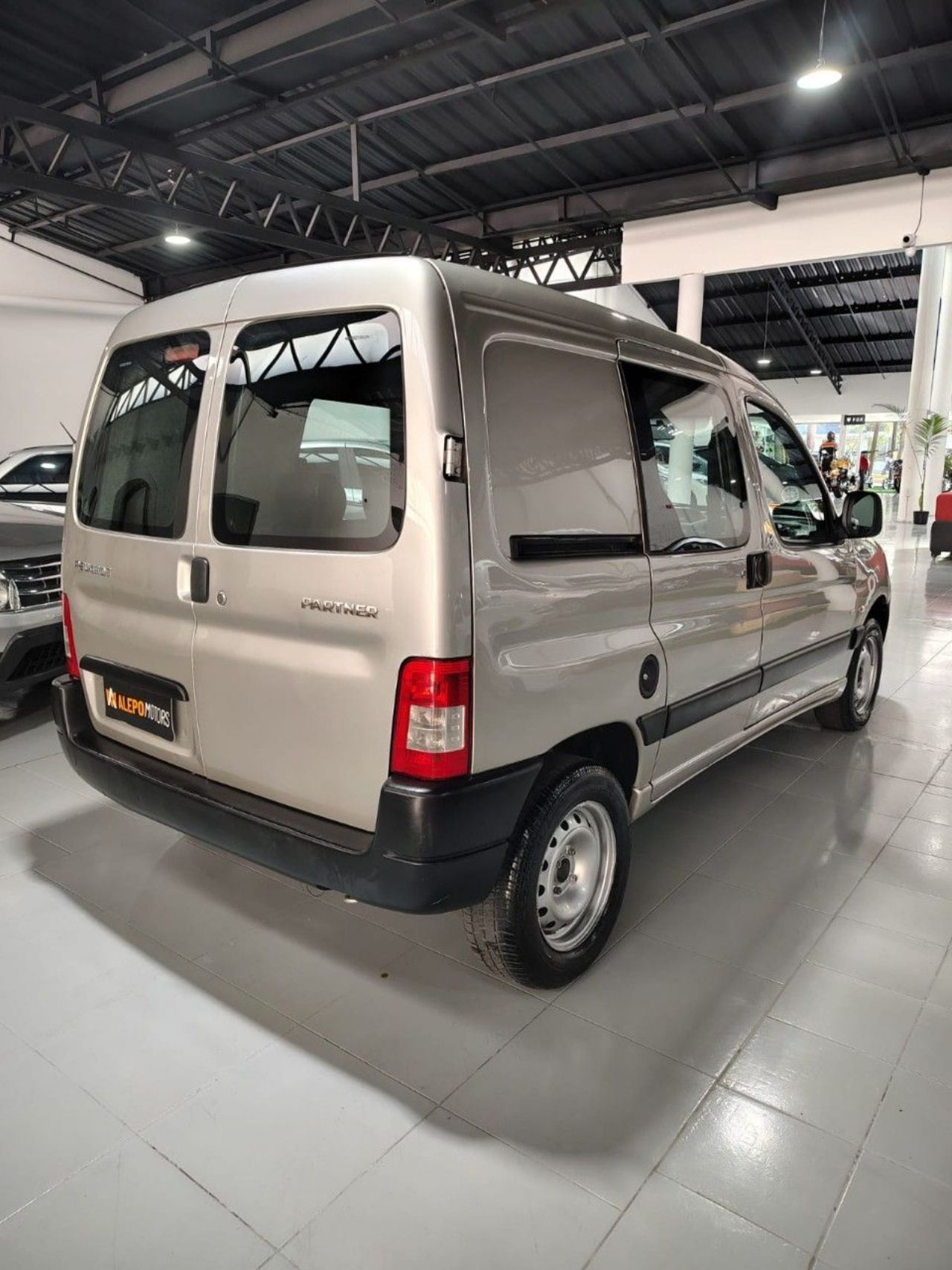 Peugeot Partner Usada en Mendoza, deRuedas