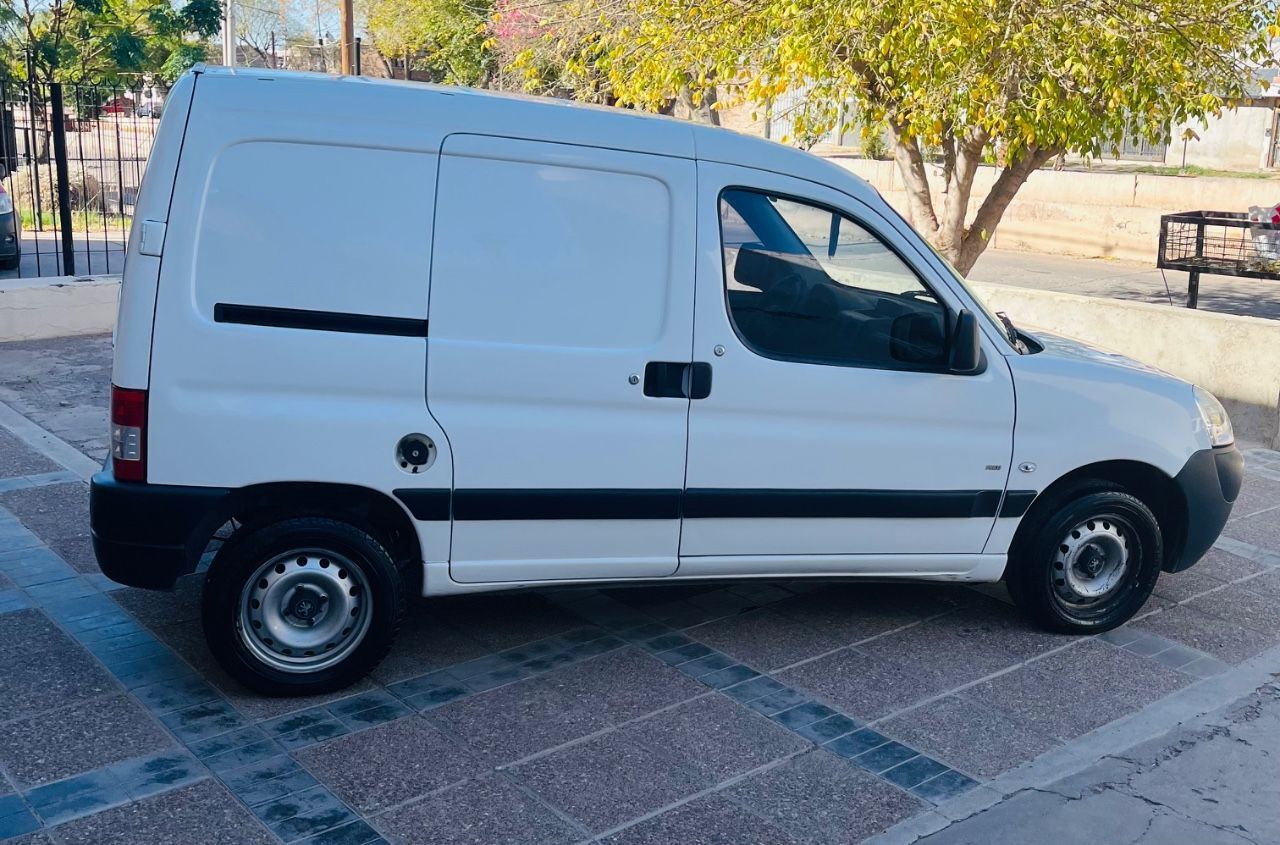 Peugeot Partner Usada en Mendoza, deRuedas
