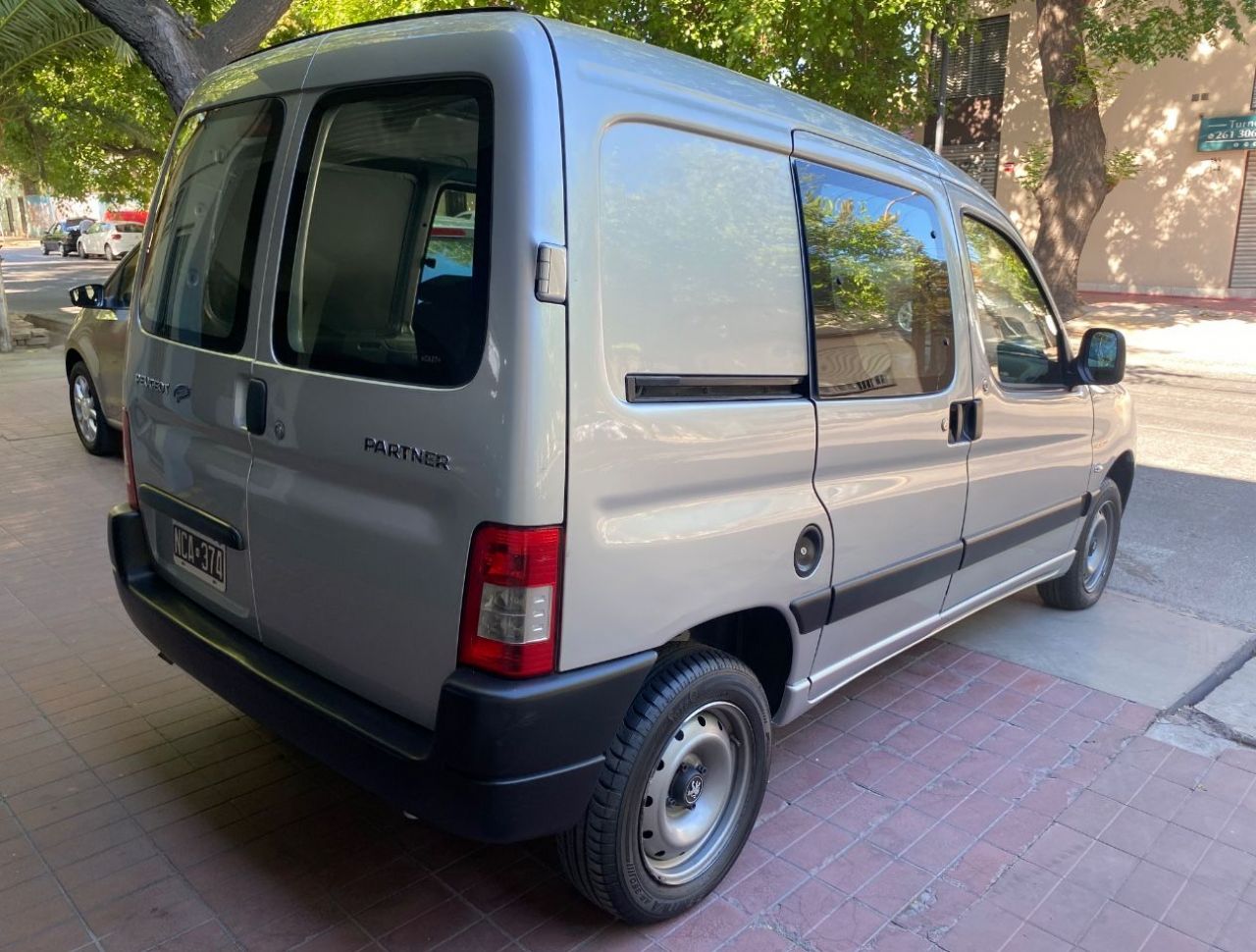 Peugeot Partner Usada Financiado en Mendoza, deRuedas