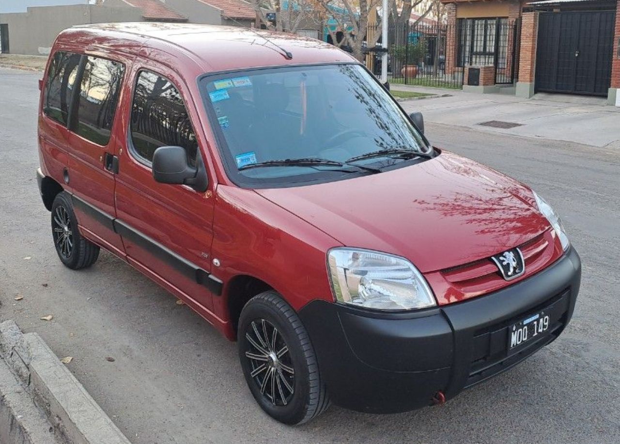 Peugeot Partner Usada en Mendoza, deRuedas