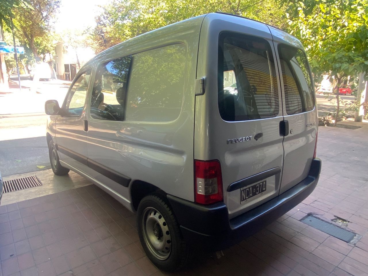 Peugeot Partner Usada Financiado en Mendoza, deRuedas