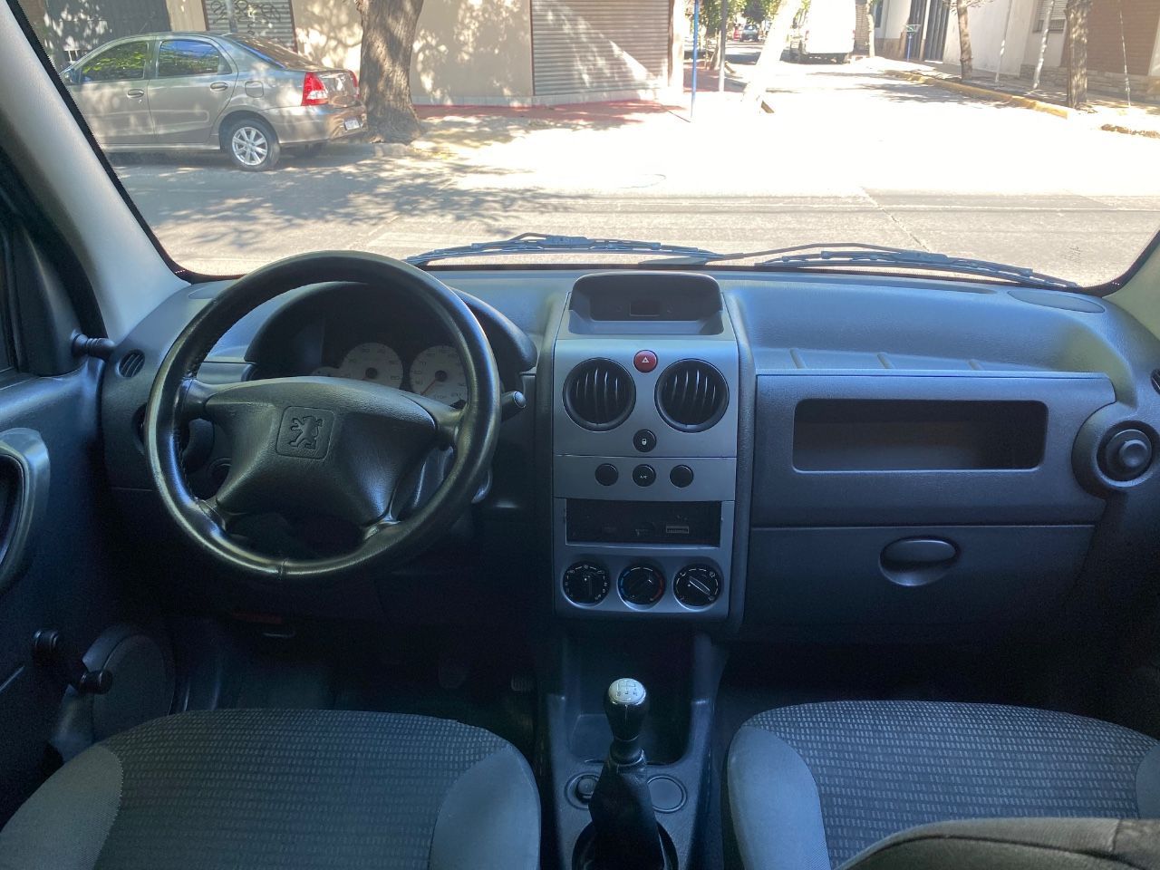 Peugeot Partner Usada Financiado en Mendoza, deRuedas