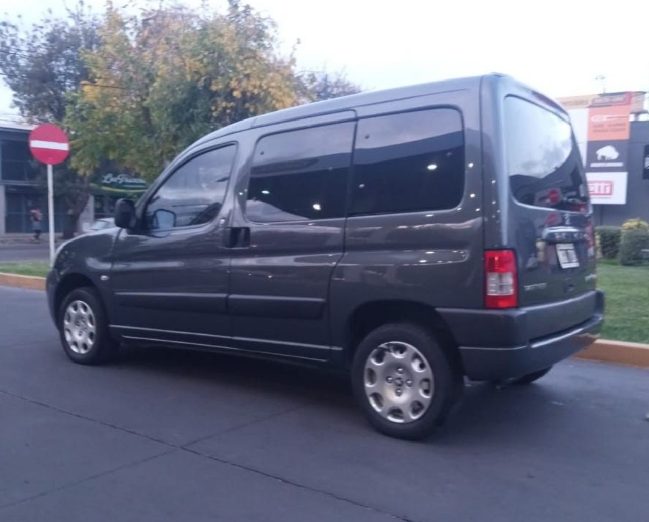 Peugeot Partner Usada Financiado en Mendoza, deRuedas