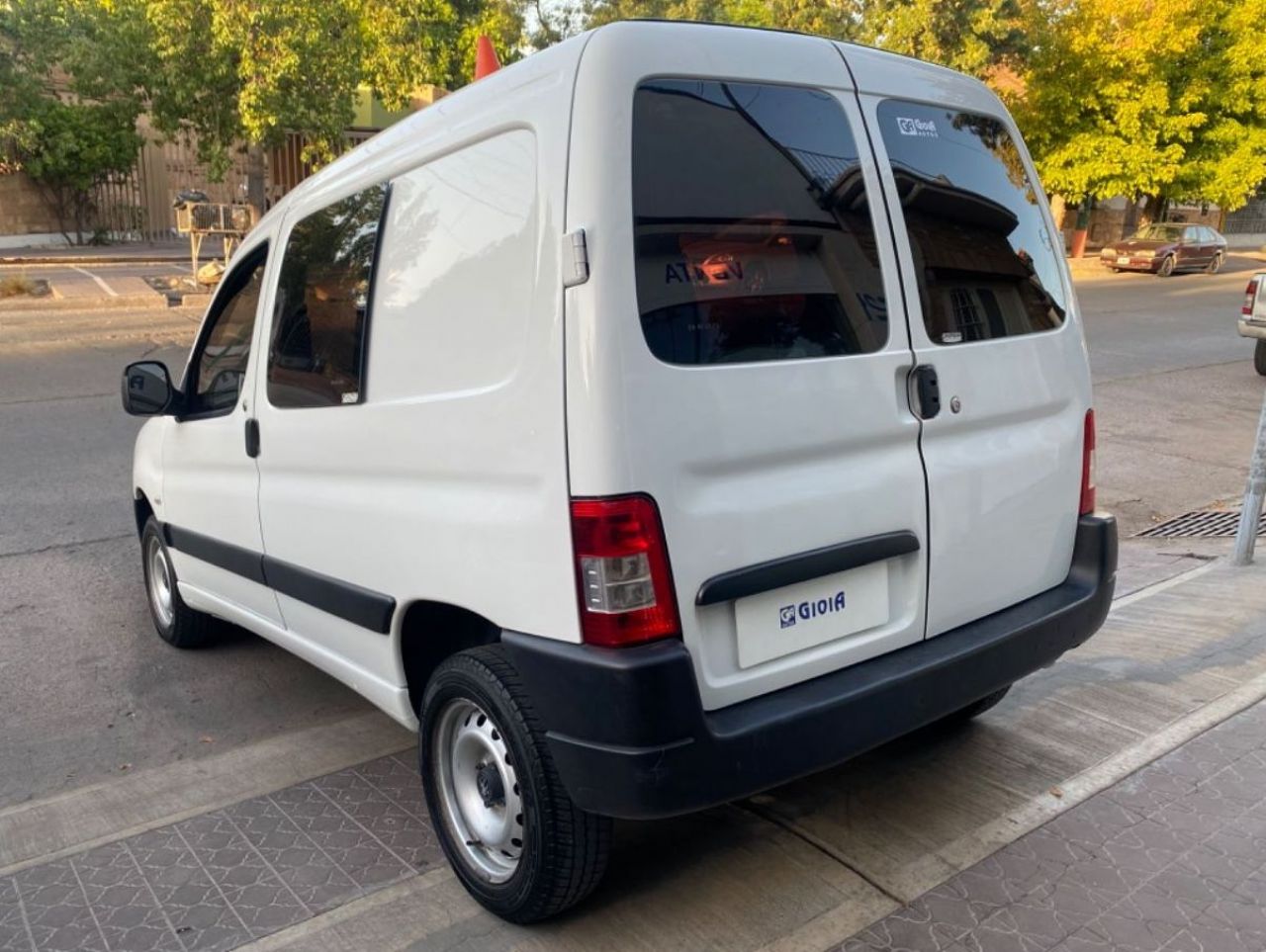 Peugeot Partner Usada en Mendoza, deRuedas