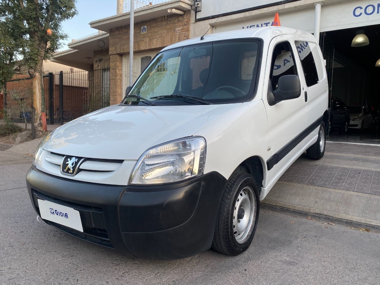 Peugeot Partner Usada en Mendoza, deRuedas