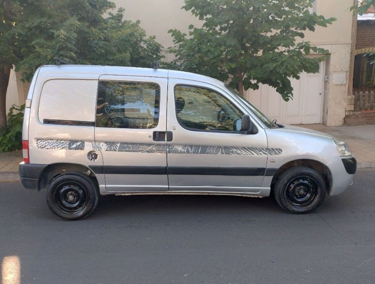 Peugeot Partner Usada en Mendoza, deRuedas