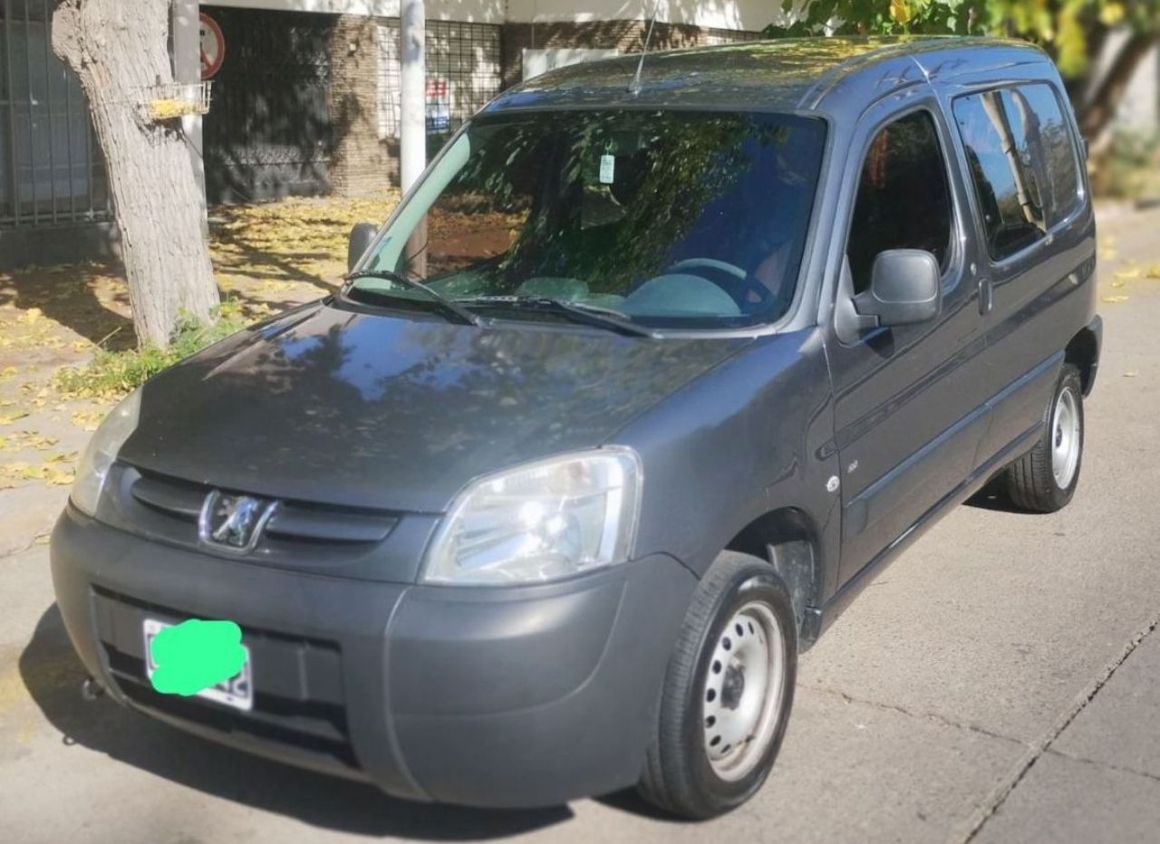 Peugeot Partner Usada en Mendoza, deRuedas