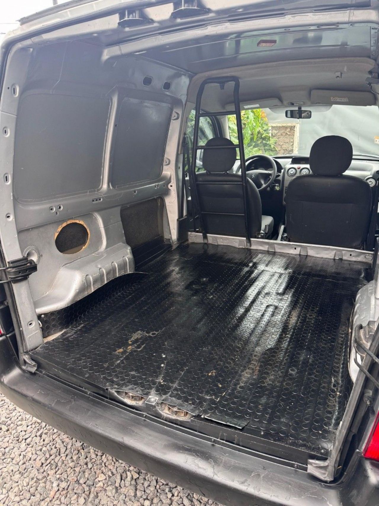 Peugeot Partner Usada Financiado en Córdoba, deRuedas