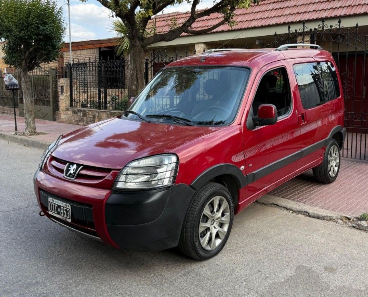 Peugeot Partner Usada Financiado en Córdoba, deRuedas