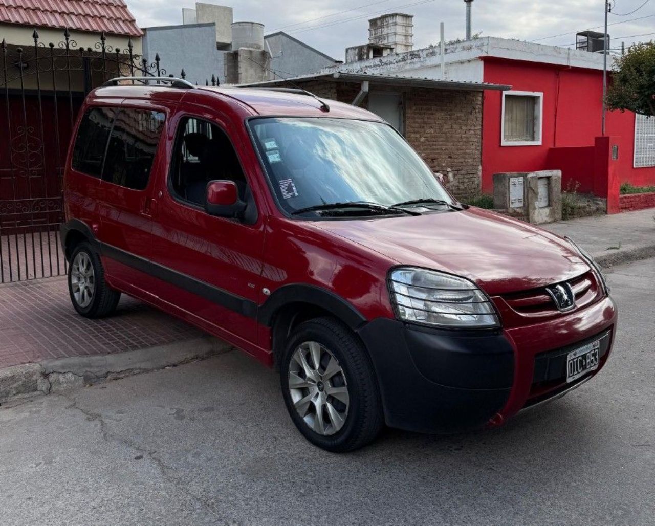 Peugeot Partner Usada Financiado en Córdoba, deRuedas