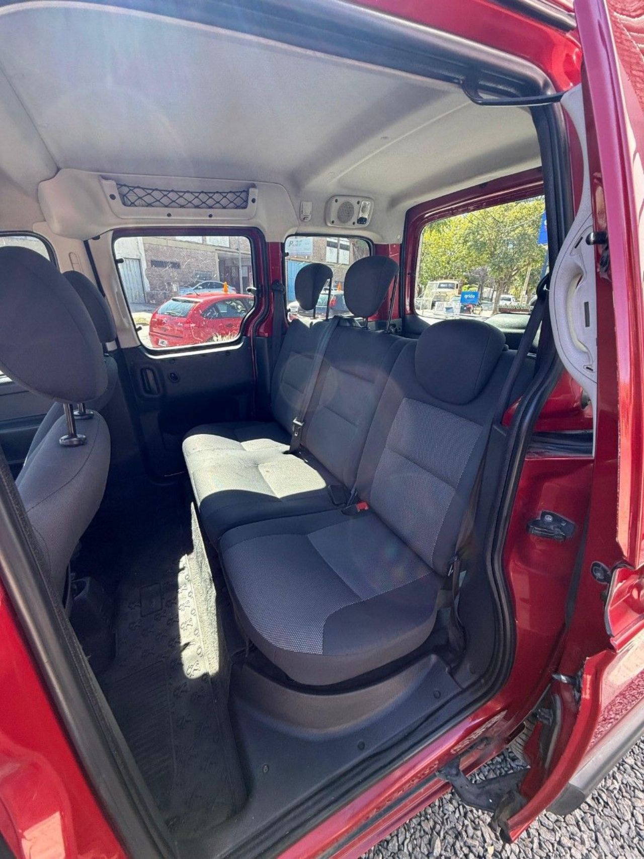 Peugeot Partner Usada Financiado en Córdoba, deRuedas