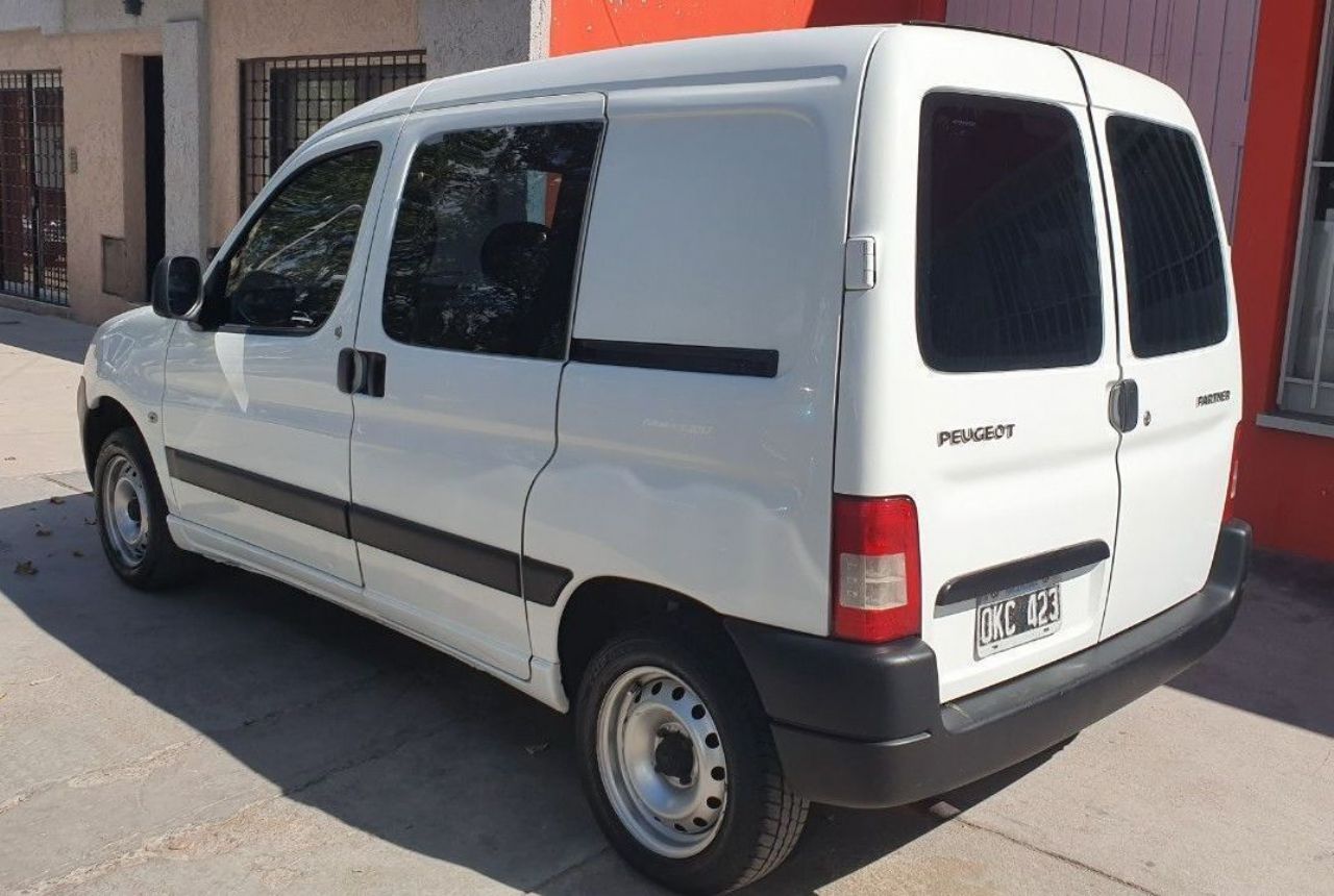 Peugeot Partner Usada en Mendoza, deRuedas
