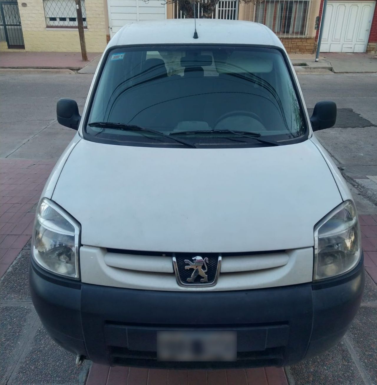 Peugeot Partner Usada en Mendoza, deRuedas