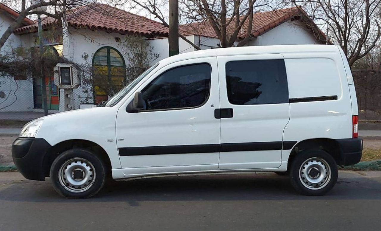 Peugeot Partner Usada en Mendoza, deRuedas