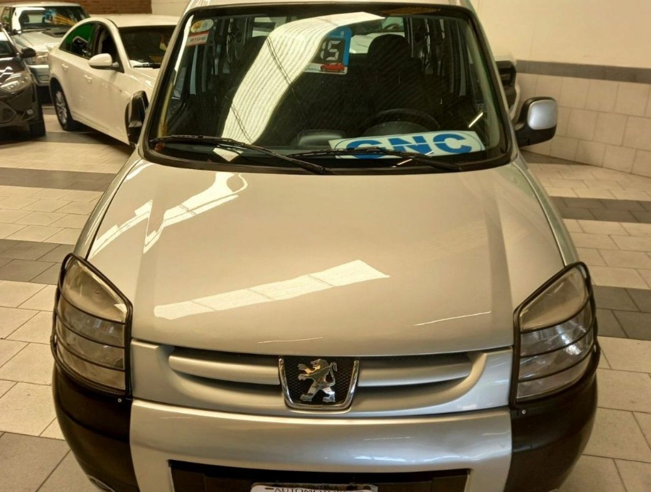 Peugeot Partner Usada Financiado en Córdoba, deRuedas