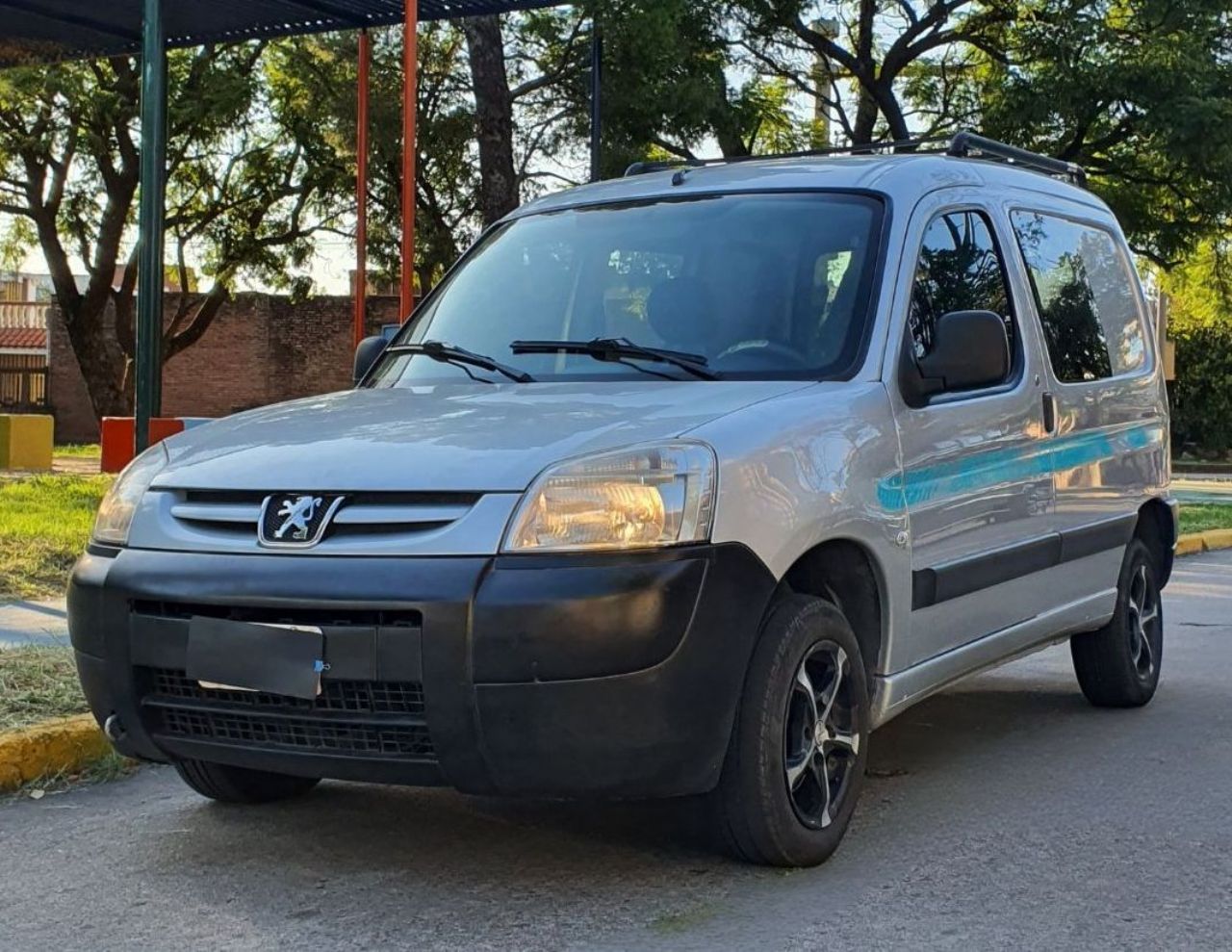 Peugeot Partner Usada Financiado en Córdoba, deRuedas