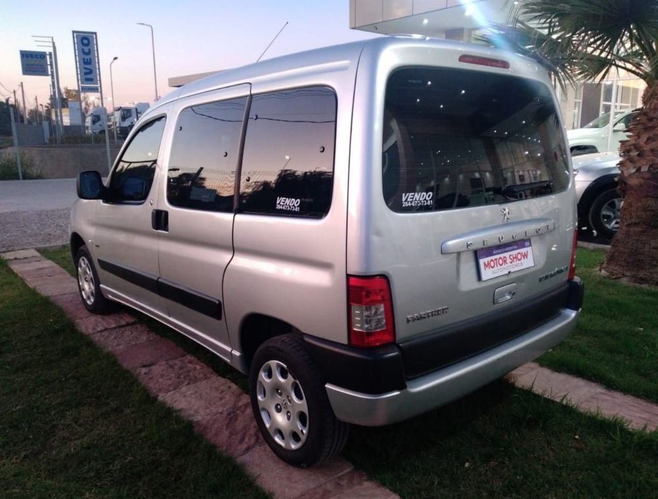 Peugeot Partner Usada Financiado en San Juan, deRuedas