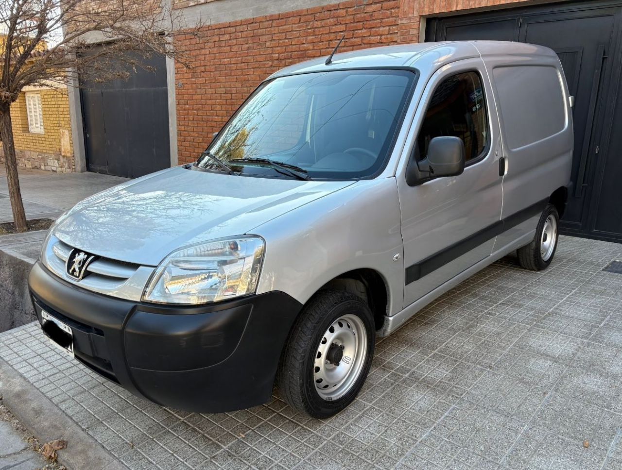 Peugeot Partner Usada Financiado en Mendoza, deRuedas