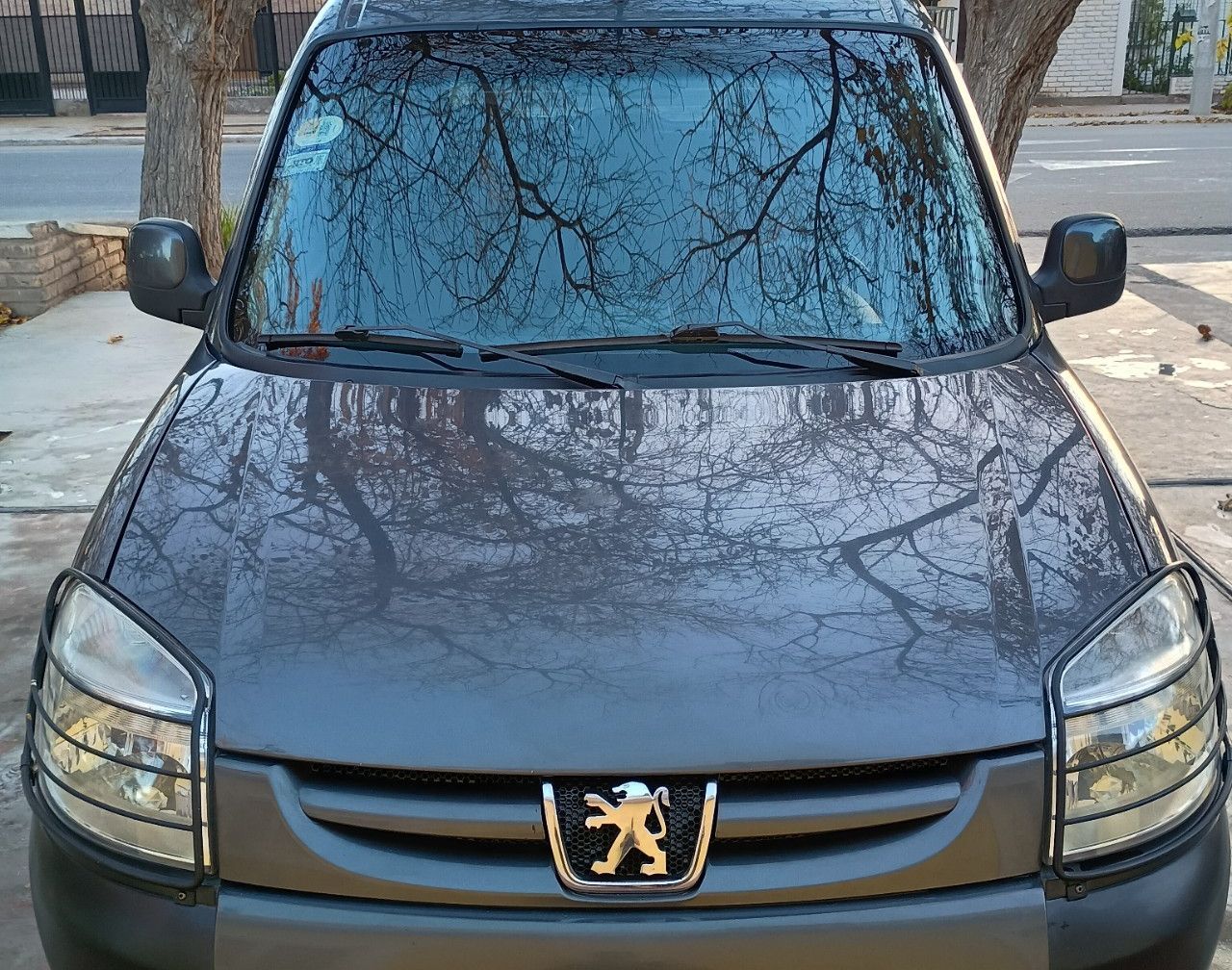 Peugeot Partner Usada en San Juan, deRuedas