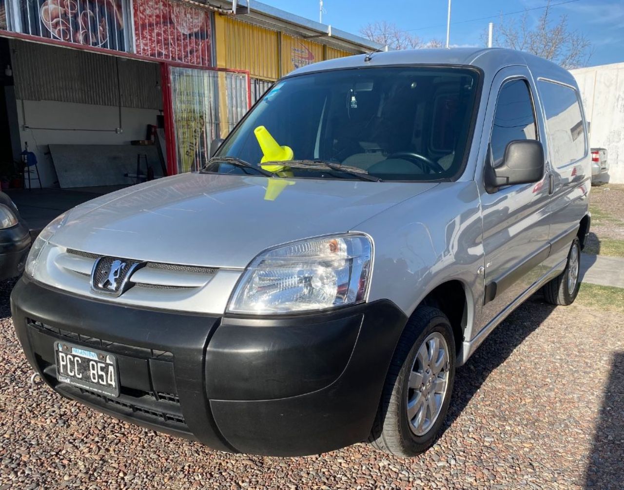 Peugeot Partner Usada Financiado en Mendoza, deRuedas