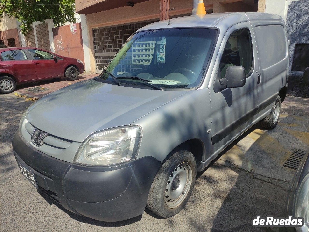 Peugeot Partner Usada en Mendoza, deRuedas