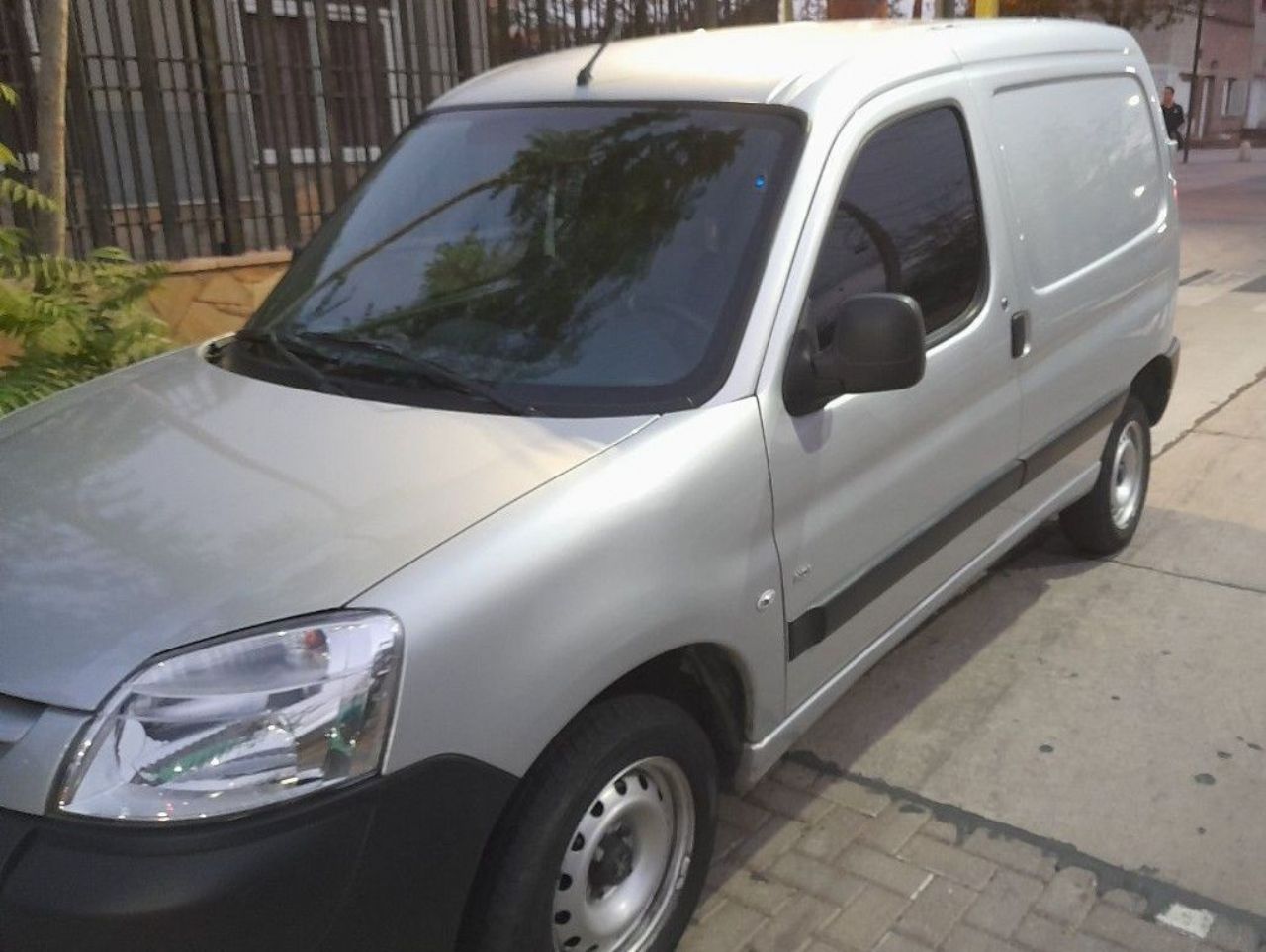 Peugeot Partner Usada en Mendoza, deRuedas