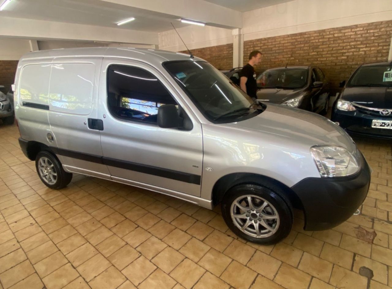 Peugeot Partner Usada en Mendoza, deRuedas