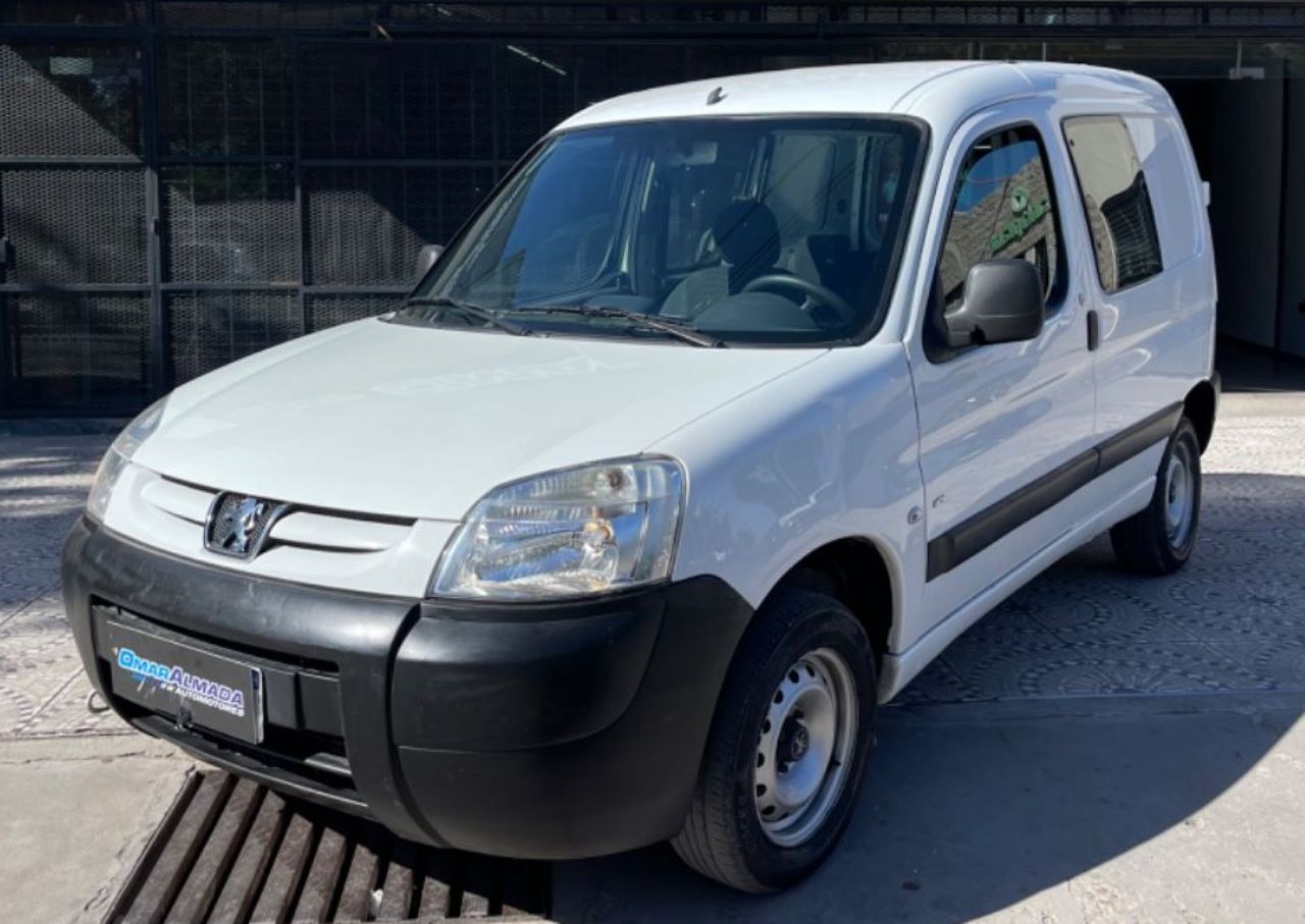 Peugeot Partner Usada Financiado en Mendoza, deRuedas