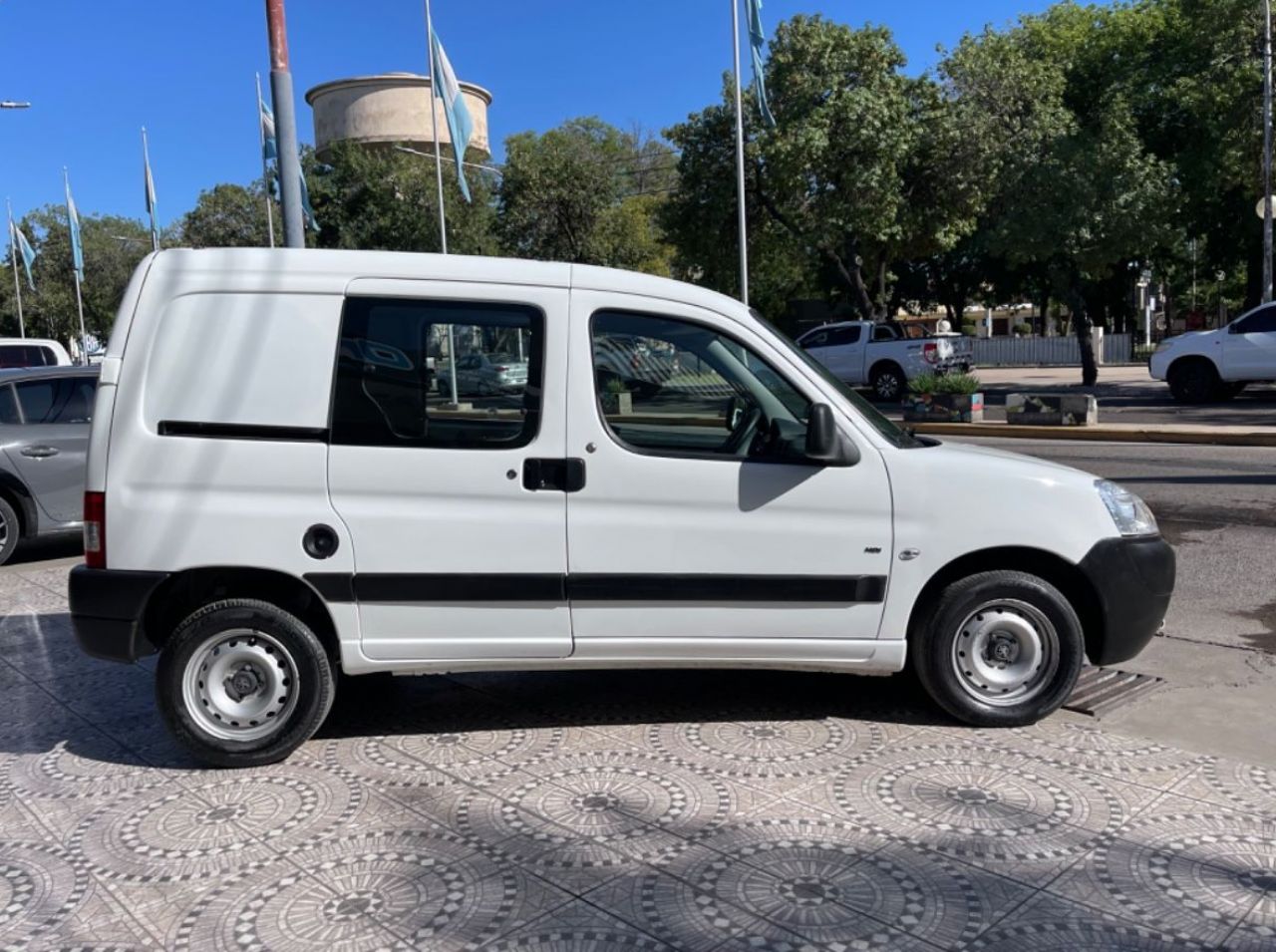 Peugeot Partner Usada Financiado en Mendoza, deRuedas