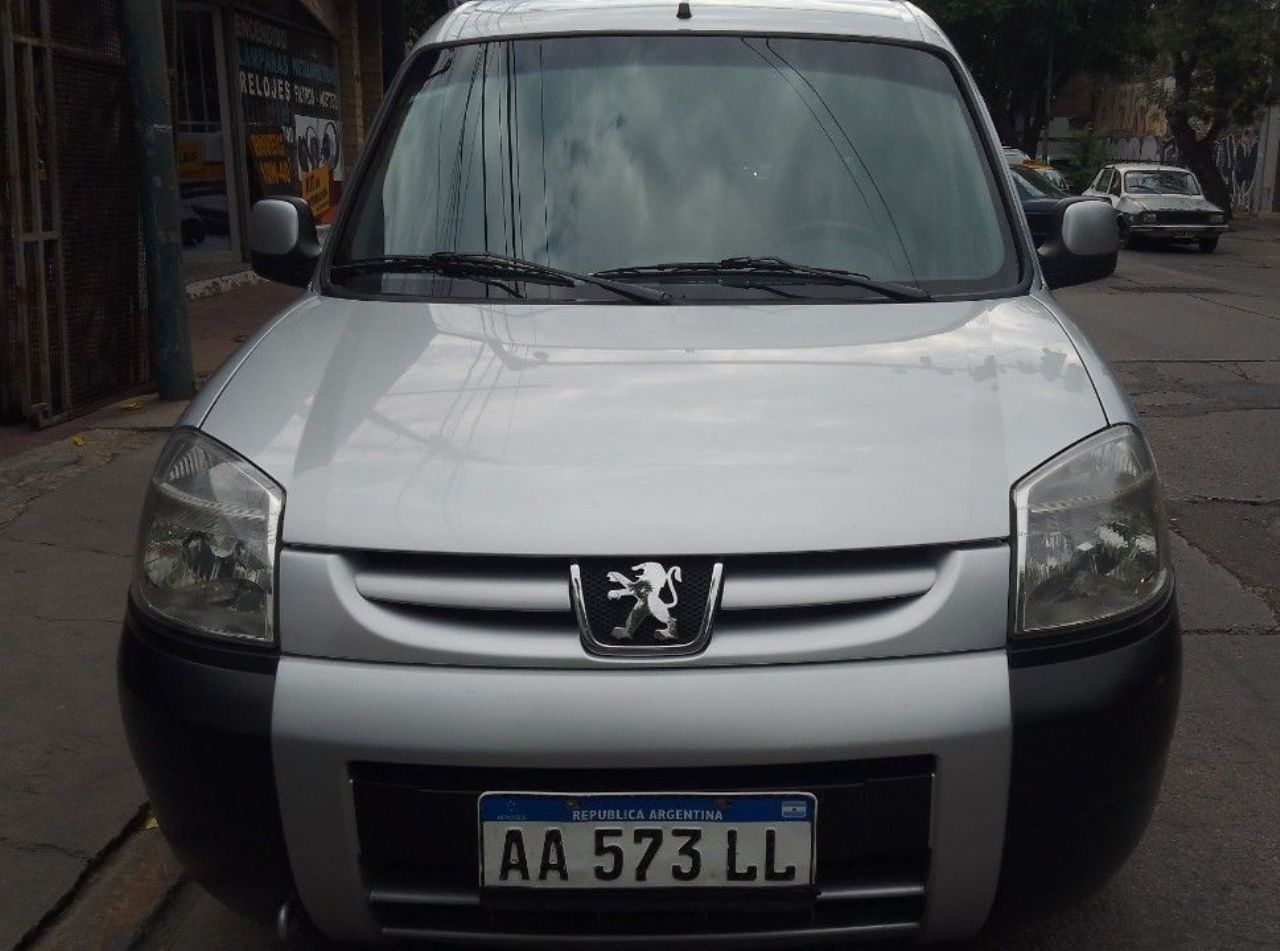 Peugeot Partner Usada en Mendoza, deRuedas