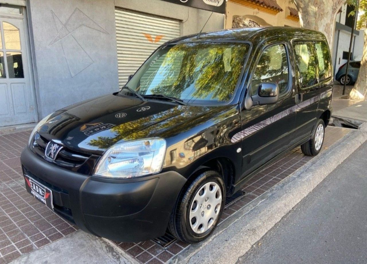 Peugeot Partner Usada en Mendoza, deRuedas