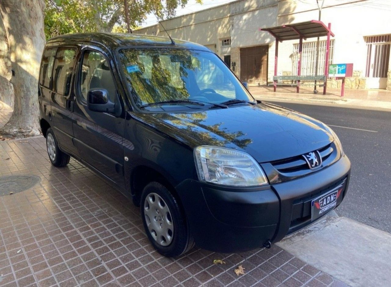 Peugeot Partner Usada en Mendoza, deRuedas