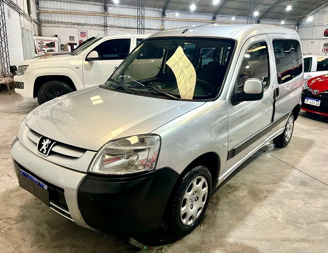 Peugeot Partner Usada Financiado en Mendoza, deRuedas