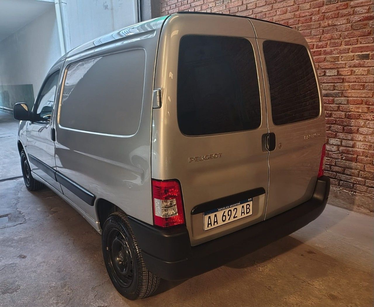 Peugeot Partner Usada Financiado en Córdoba, deRuedas