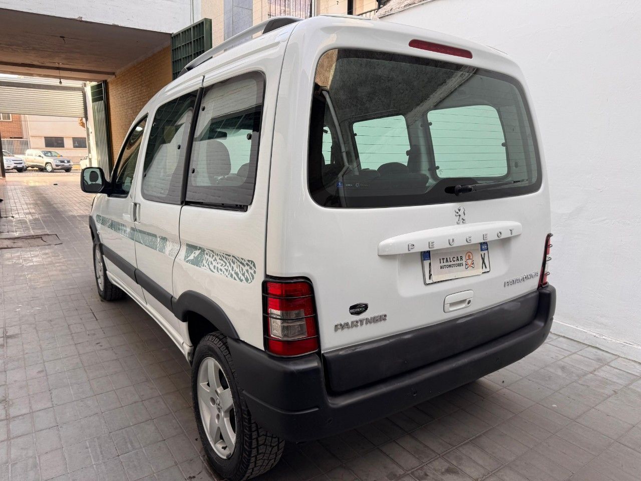 Peugeot Partner Usada Financiado en Mendoza, deRuedas