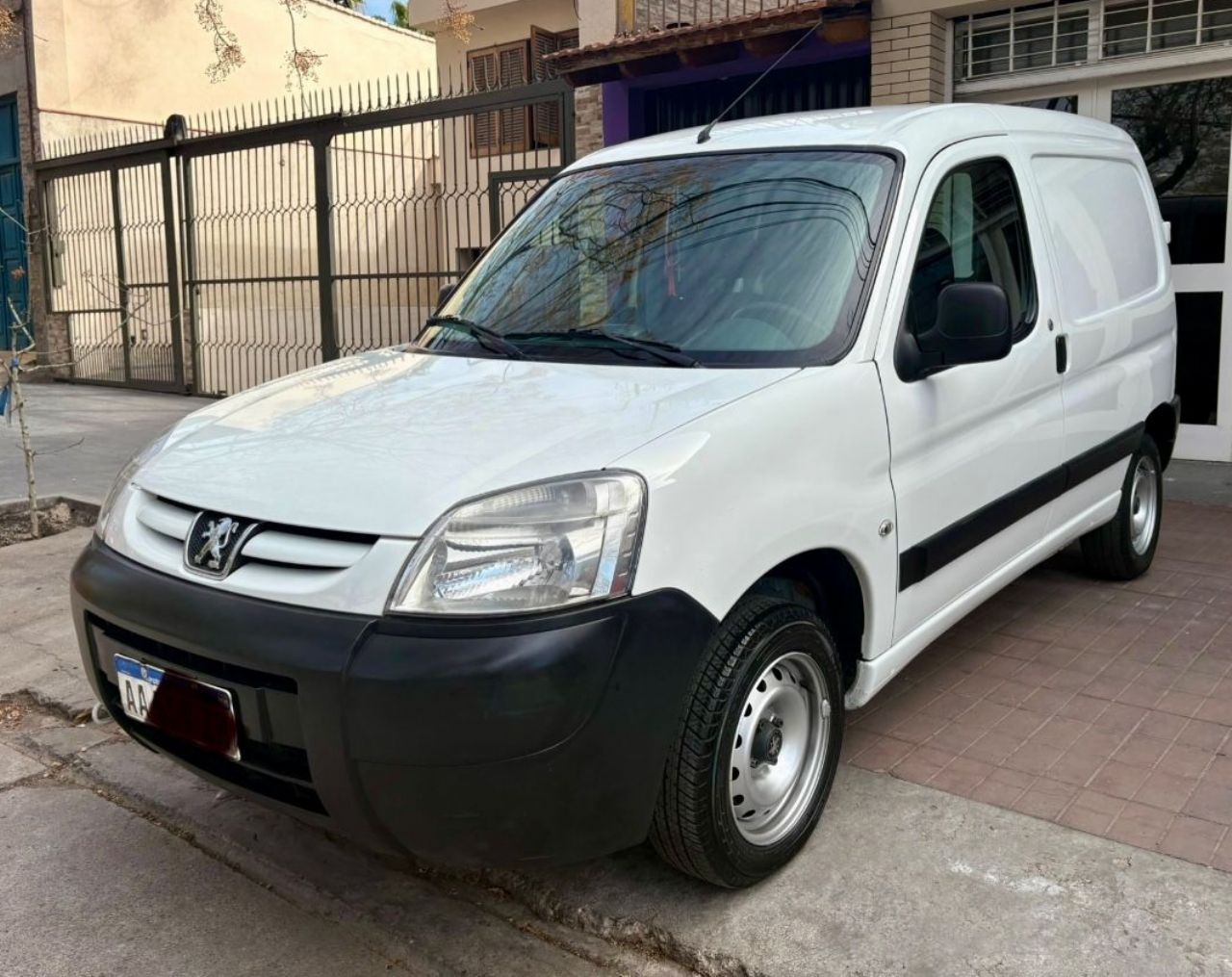 Peugeot Partner Usada en Mendoza, deRuedas