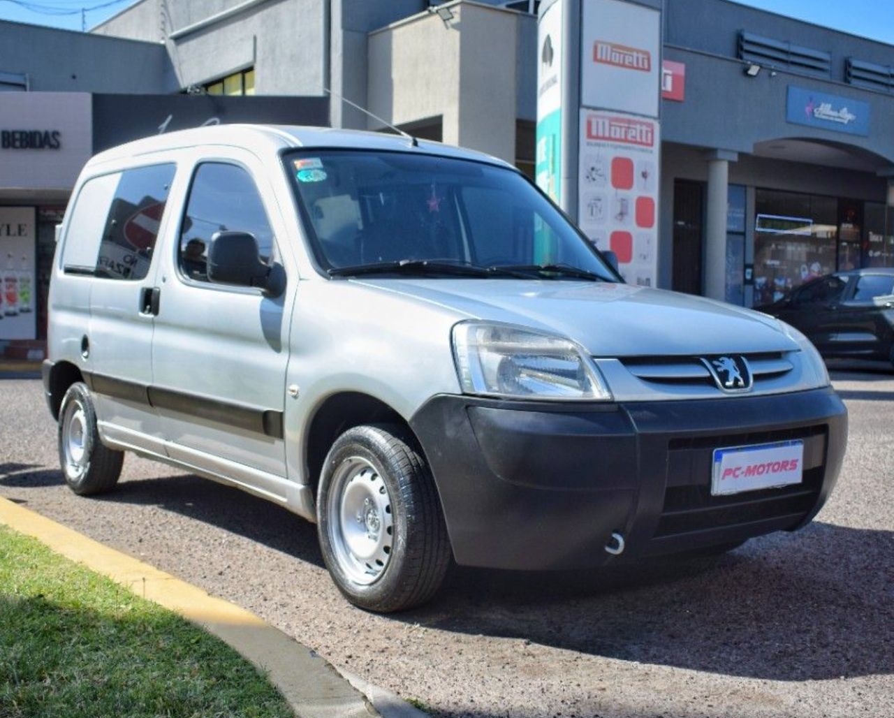 Peugeot Partner Usada Financiado en Mendoza, deRuedas
