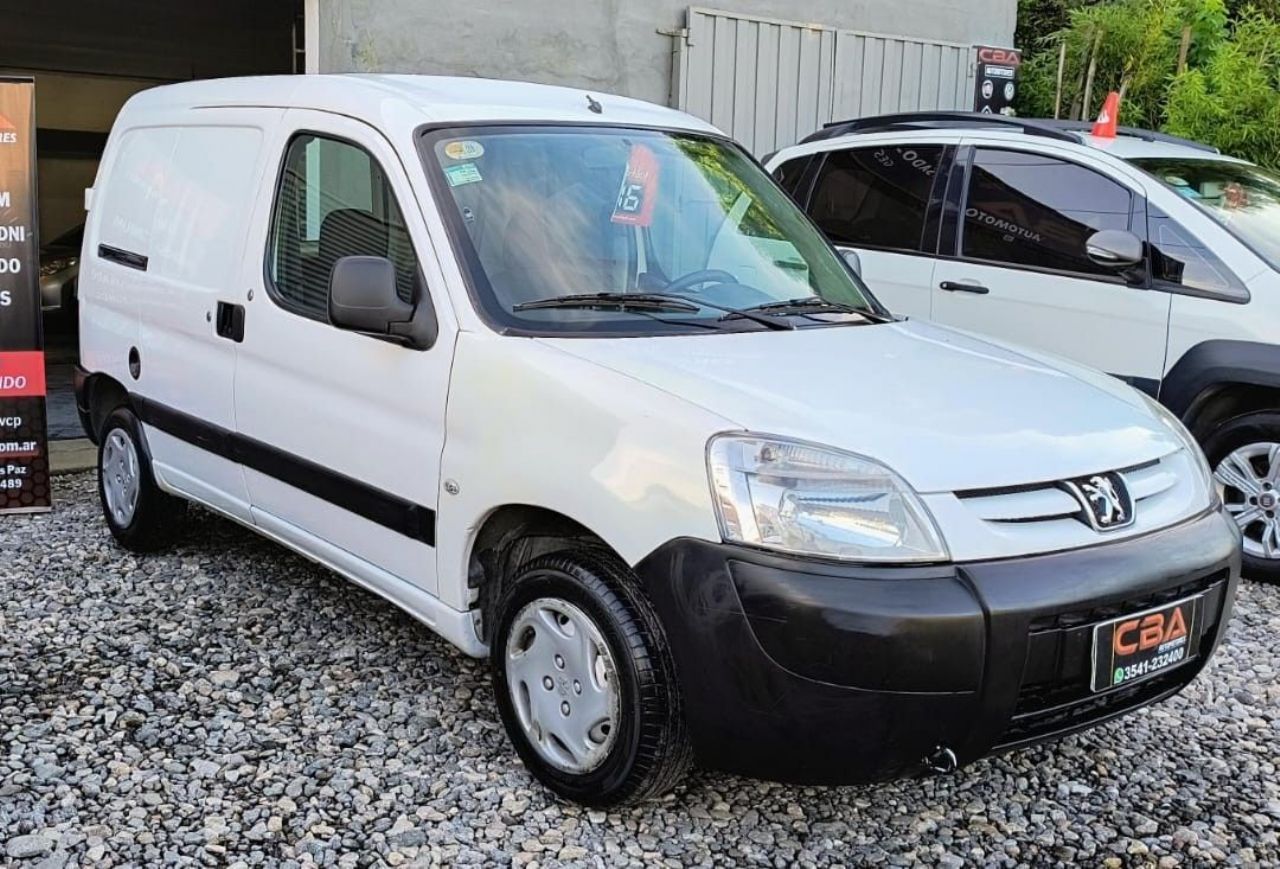 Peugeot Partner Usada Financiado en Córdoba, deRuedas