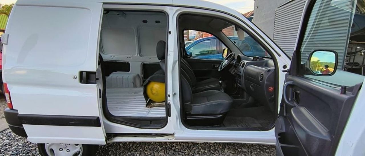 Peugeot Partner Usada Financiado en Córdoba, deRuedas