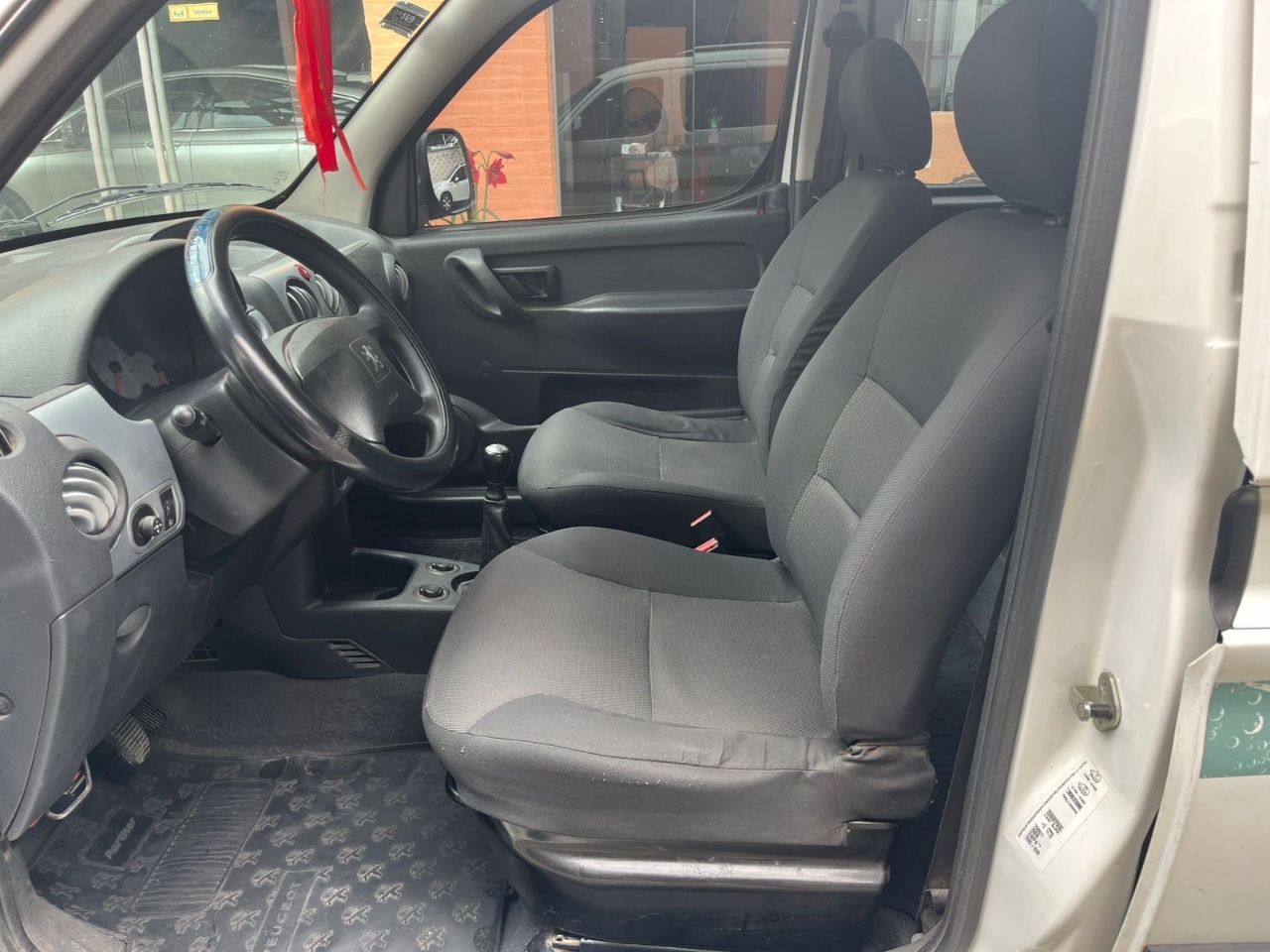 Peugeot Partner Usada Financiado en Mendoza, deRuedas