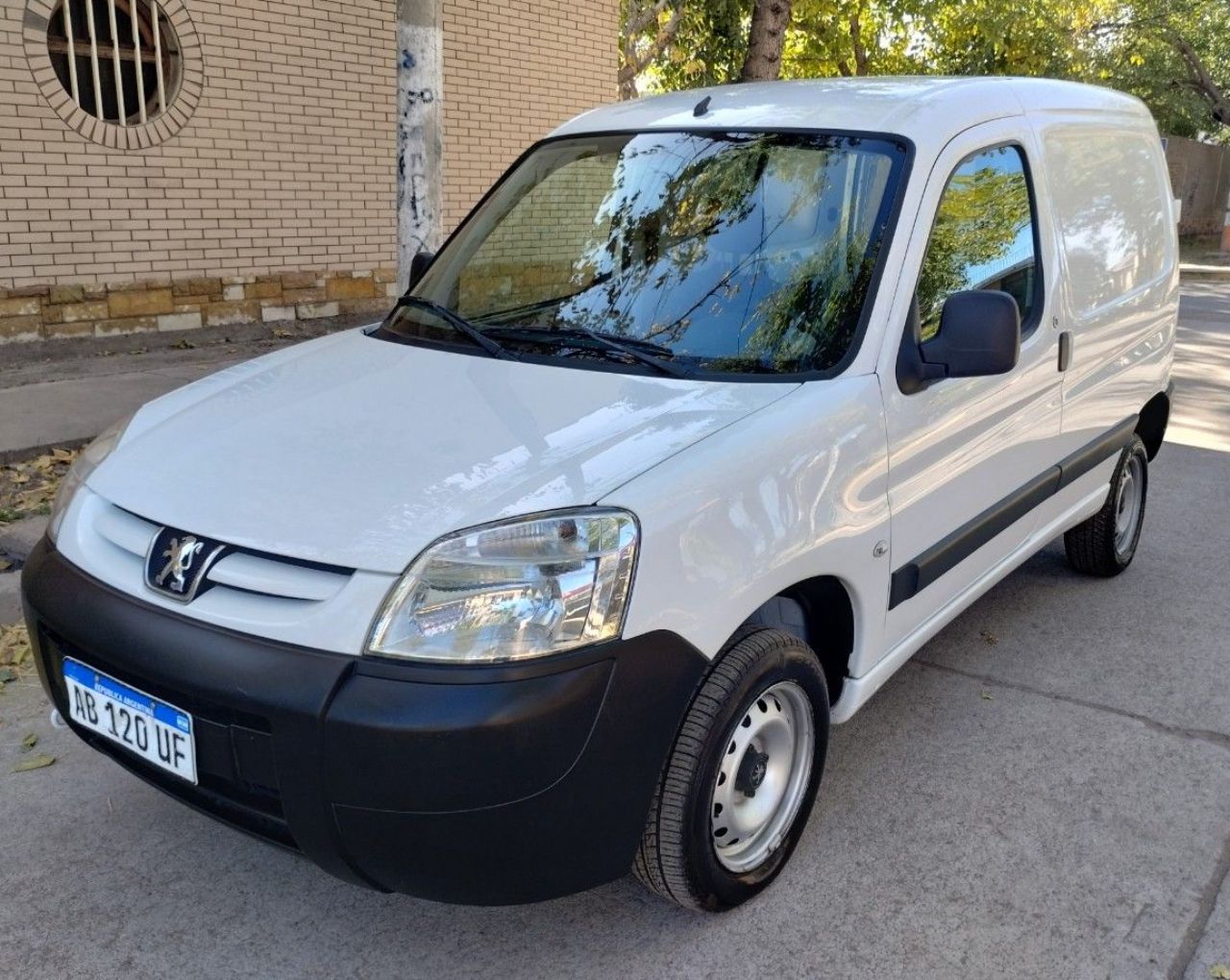 Peugeot Partner Usada en Mendoza, deRuedas