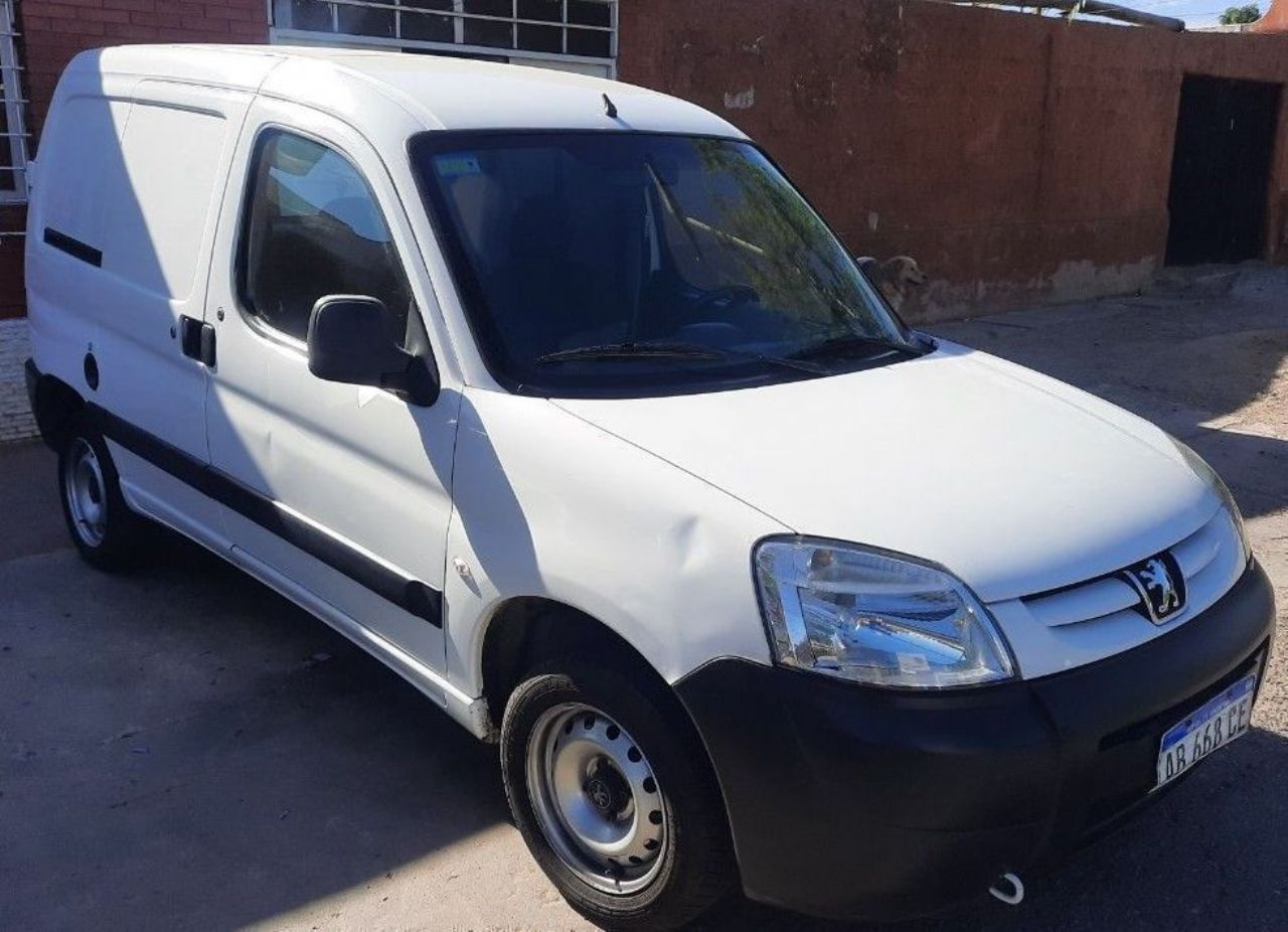 Peugeot Partner Usada en Mendoza, deRuedas